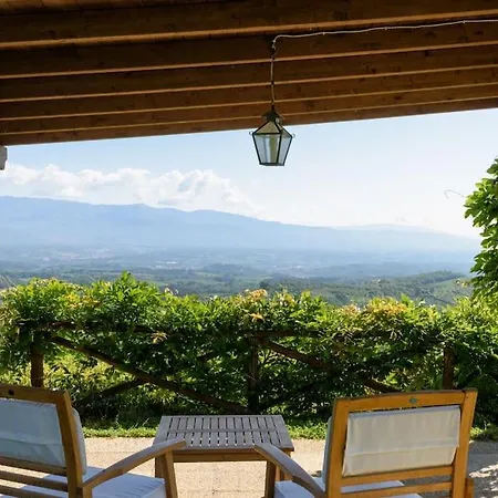 La Tuia Vacanze For 4pp And For 2pp * Montevarchi